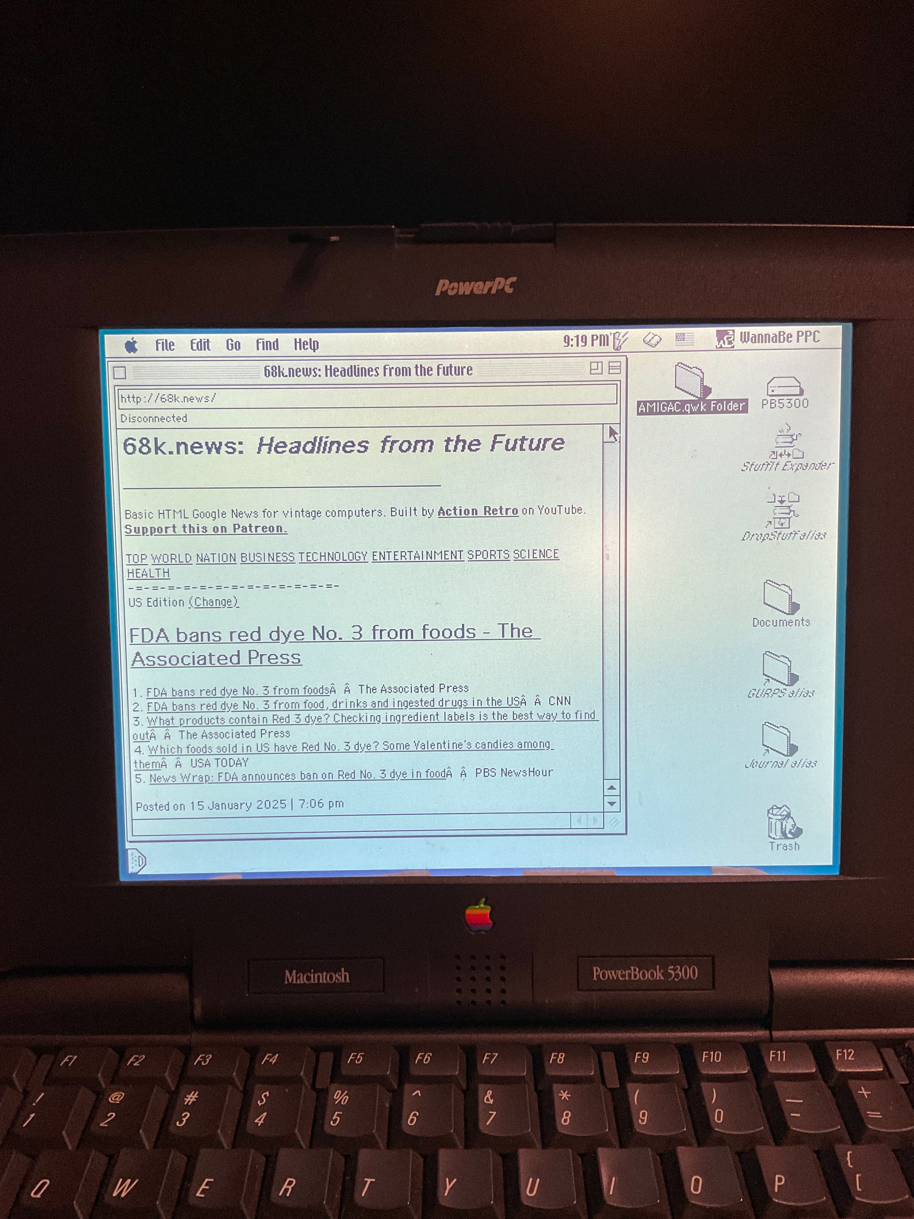 My Powerbook 5300, viewing 68k.news in the Wannabe browser.